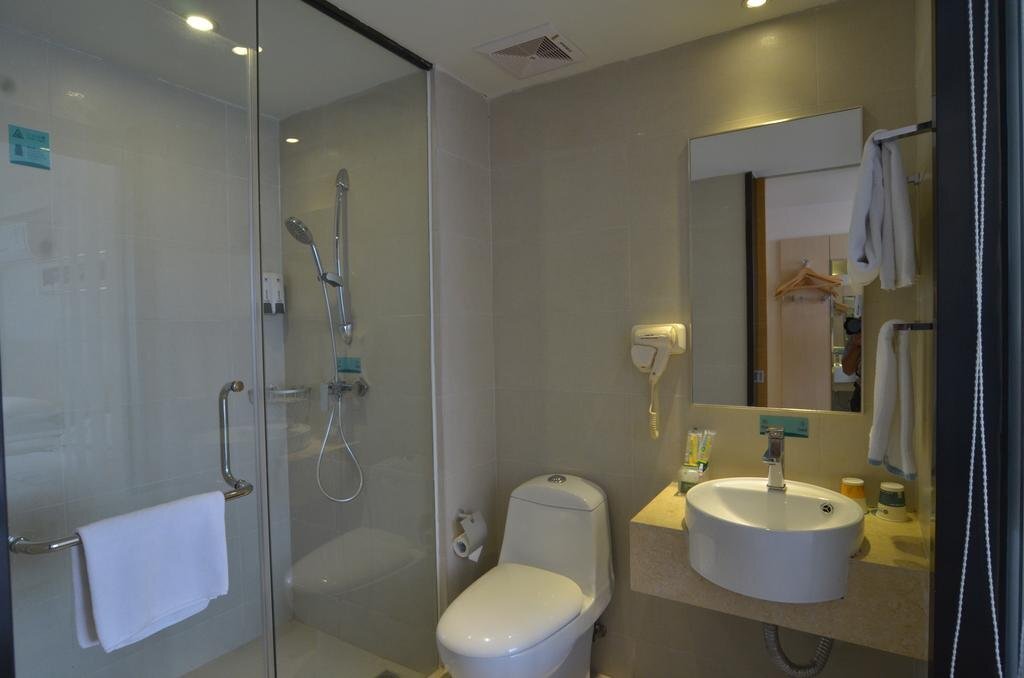 Бэйхай: City Comfort Inn Beihai Hepu Bus Terminal