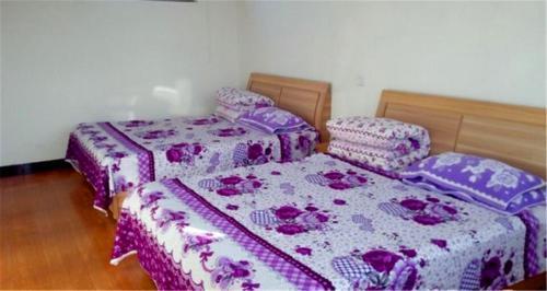 Чжунвэй: Shapotou Damo Qingyuan Farmstay