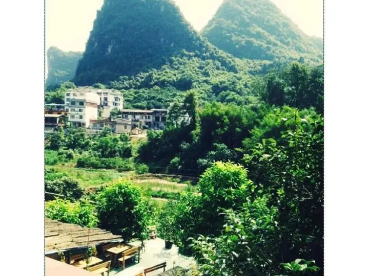 Яншо: Yangshuo No.27 Shibanqiao