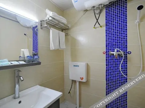 Каили: Kaili Yijia Hotel