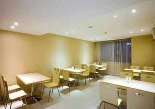 Гуйлинь: City Comfort Inn Guilin Jiatianxia Square International Conferences & Exhibition Center