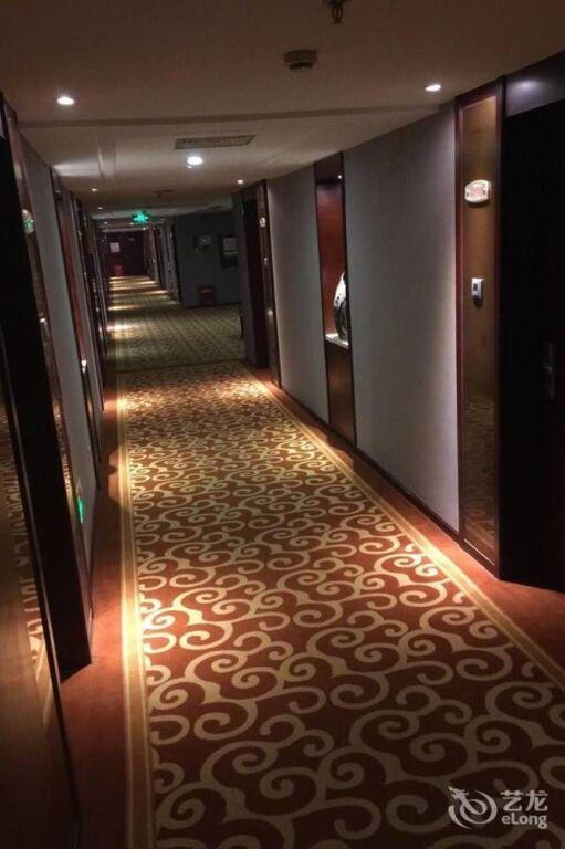 Чанчжоу: 常州海阳大酒店