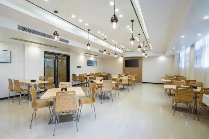 Лючжоу: City Comfort Inn Liuzhou Chengzhong Wanda Plaza