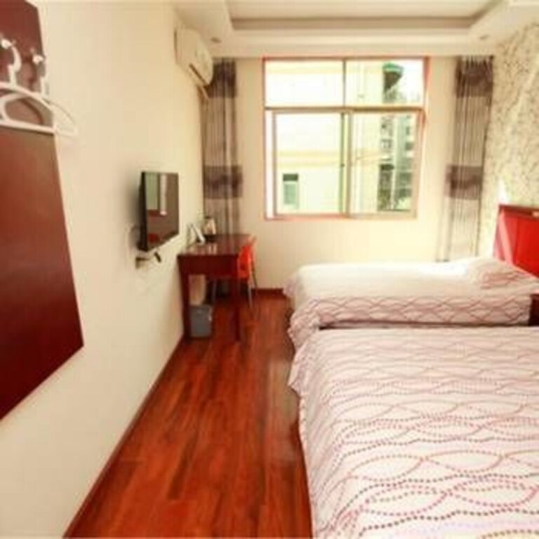 Чэнду: Pod Inn Chengdu Dafeng Sanyuan Avenue