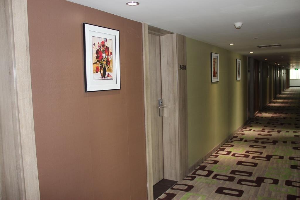 Сяньян: Apple Hotel