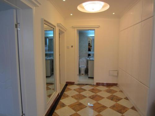Синин: Xining Xiadu Yazhi Family Apartment