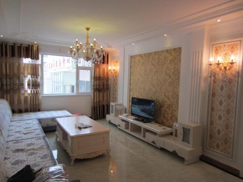 Синин: Xining Xiadu Yazhi Family Apartment