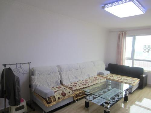 Синин: Xining Xiadu Yazhi Family Apartment