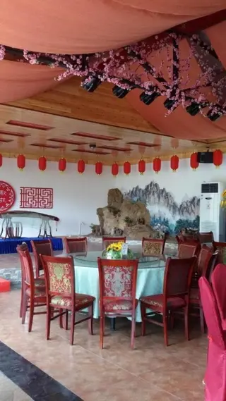Циндао: Laoshan Minsu Hostel
