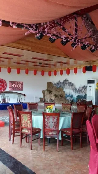 Циндао: Laoshan Minsu Hostel