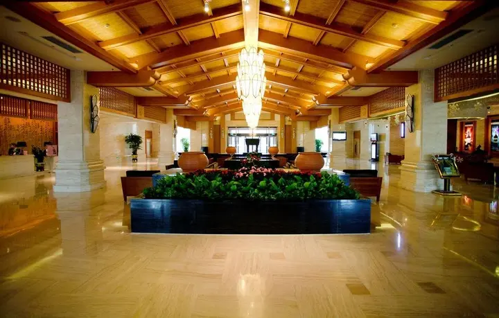 Таншань: Grand Metropark Hotel Violet Swan
