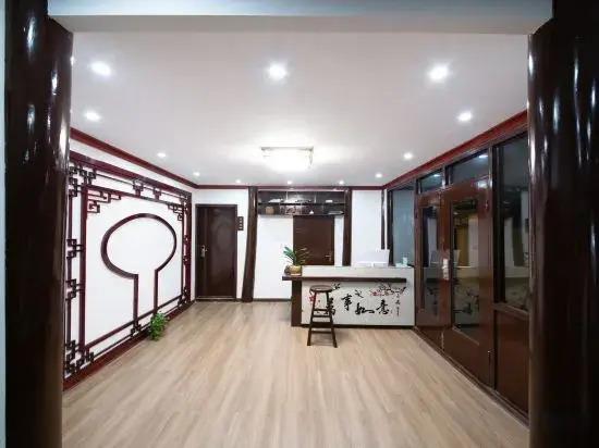 Сянси: Zixuan Pavilion Riverside Inn