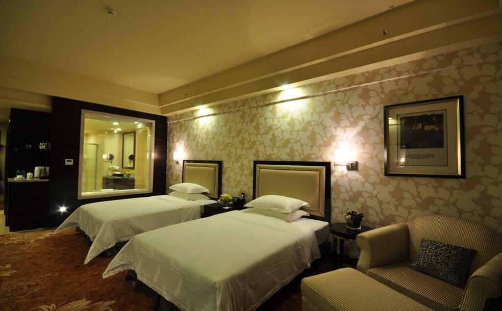 Юйлинь: Country Garden Phoenix Hotel Beiliu