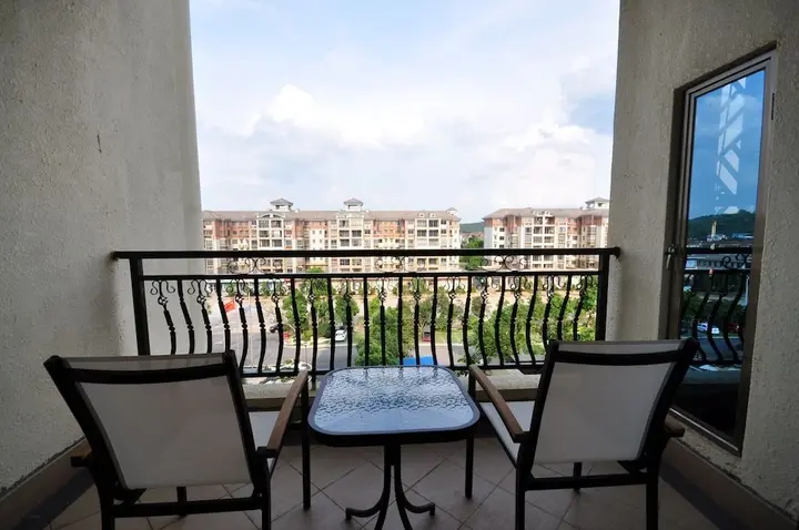 Юйлинь: Country Garden Phoenix Hotel Beiliu