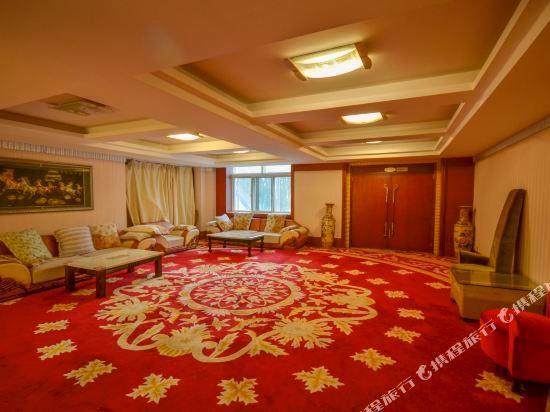 Синин: Xining Xihu Hotel