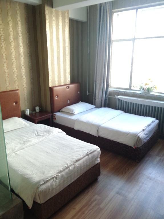 Хулун-Буир: Jiayun Hotel