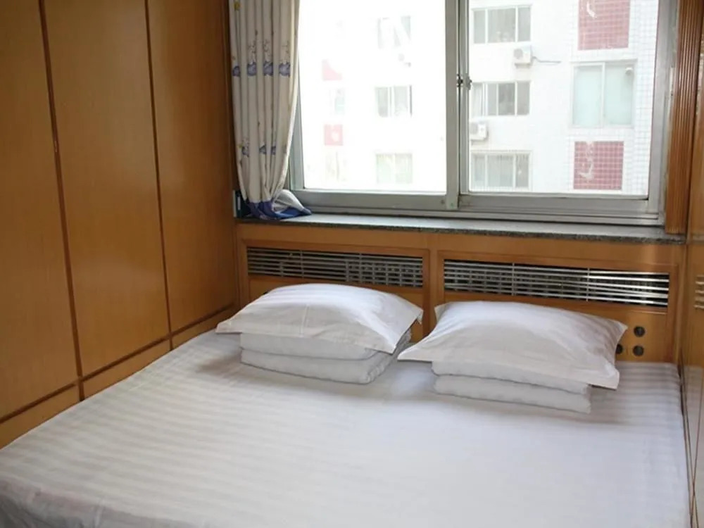 Чэндэ: Chengde Changhong Hotel