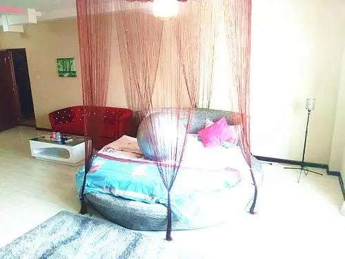 Шэньян: Tangtang Theme Apartment Holiday Hotel