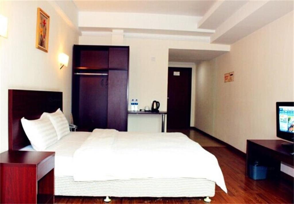 Хойчжоу: Yi Jia Holiday Hotel