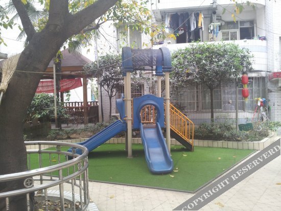 Чэнду: Chengdu Honeycomb Capsule Inn