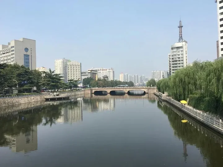 Сюйчжоу: Xuzhou Jinrunfa Express Inn