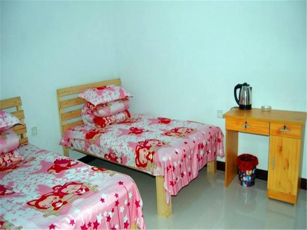 Цзюцюань: Dunhuang Dream Camel Youth Inn