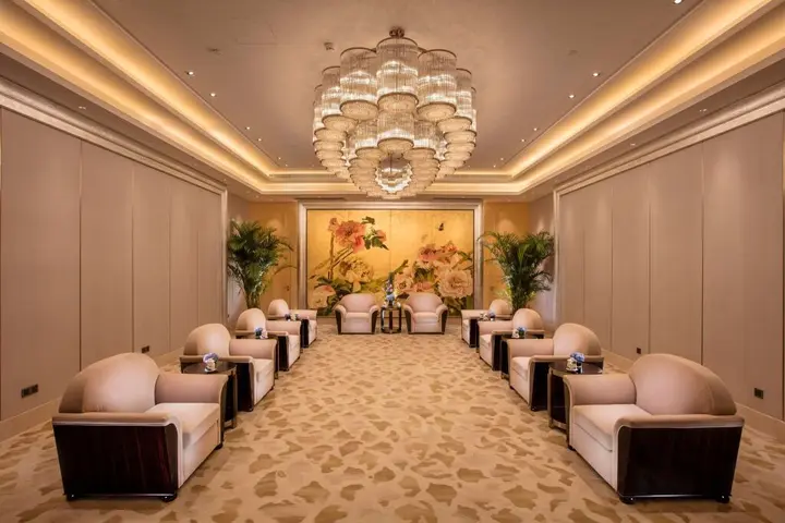 Ухань: Hilton Wuhan Riverside