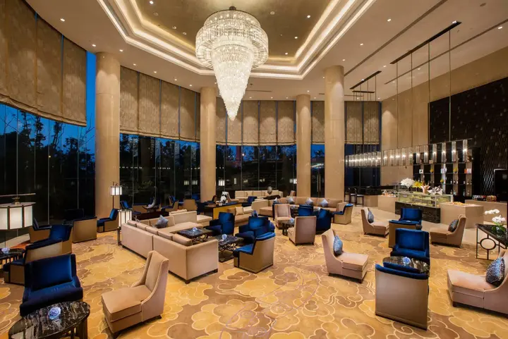 Ухань: Hilton Wuhan Riverside