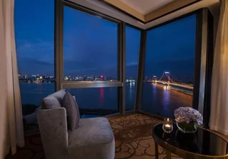 Ухань: Hilton Wuhan Riverside