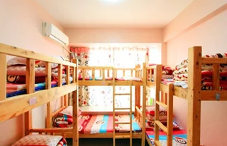 Чунцин: Suixingerxing Capsule Youth Hostel