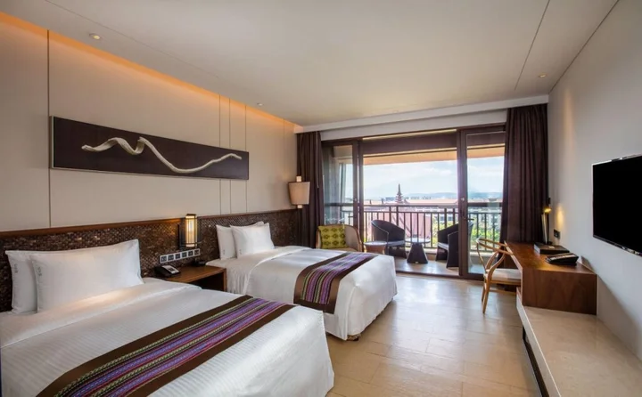 Цзинхун: Crowne Plaza Xishuangbanna Parkview