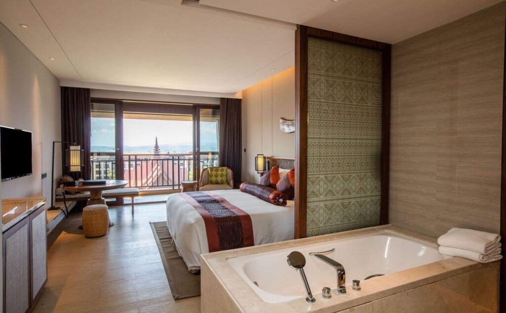 Цзинхун: Crowne Plaza Xishuangbanna Parkview