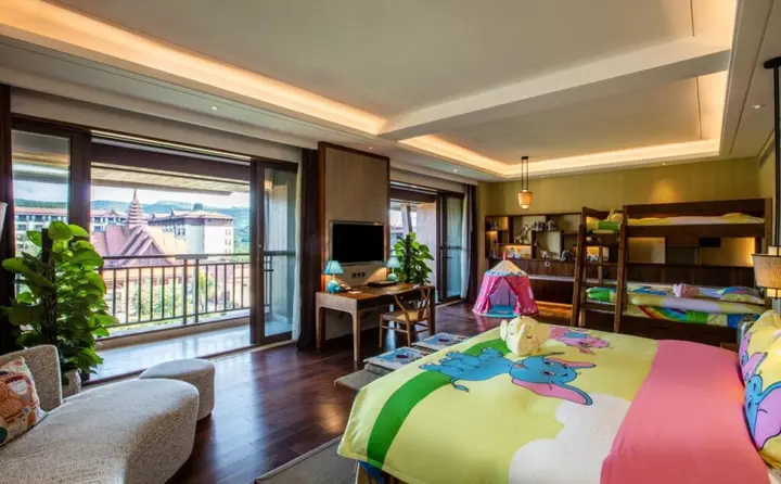 Цзинхун: Crowne Plaza Xishuangbanna Parkview