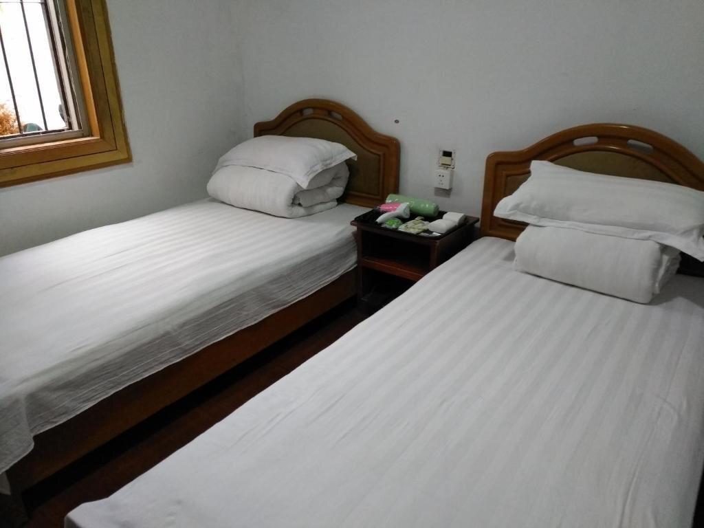 Хуаншань: Huangshan Gesanghua Inn