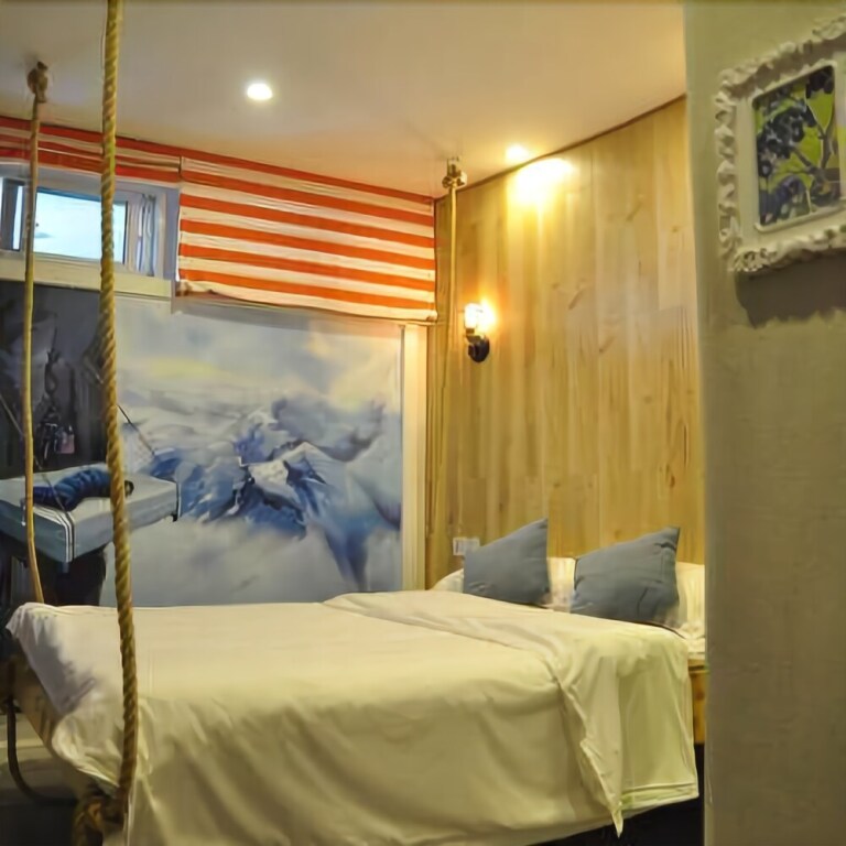 The Love of Maple Theme Hotel — фото 6