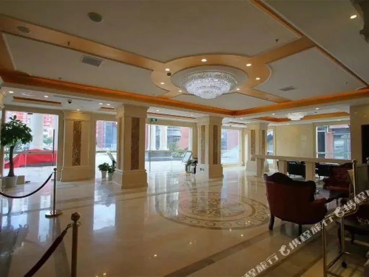 Шанхай: Vienna Hotel Shanghai Puong Jinqiao Park