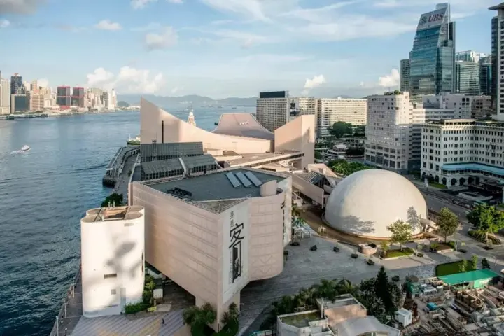Гонконг: Seasons Hotel - Tsim sha tsui