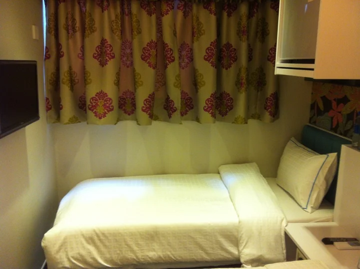 Гонконг: Seasons Hotel - Tsim sha tsui