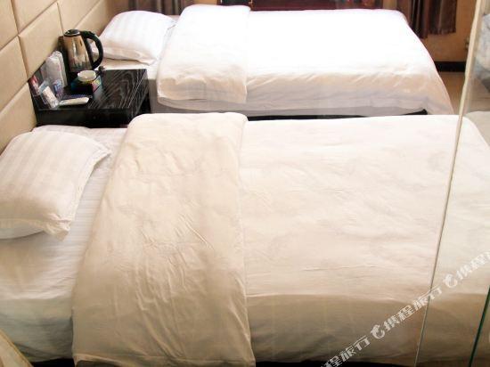 Иньчуань: Yongning Binhe Mingzhu Business Hotel