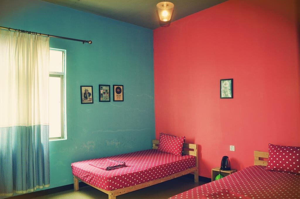 Бэйхай: Beihai Weizhou Island Small Time Inn