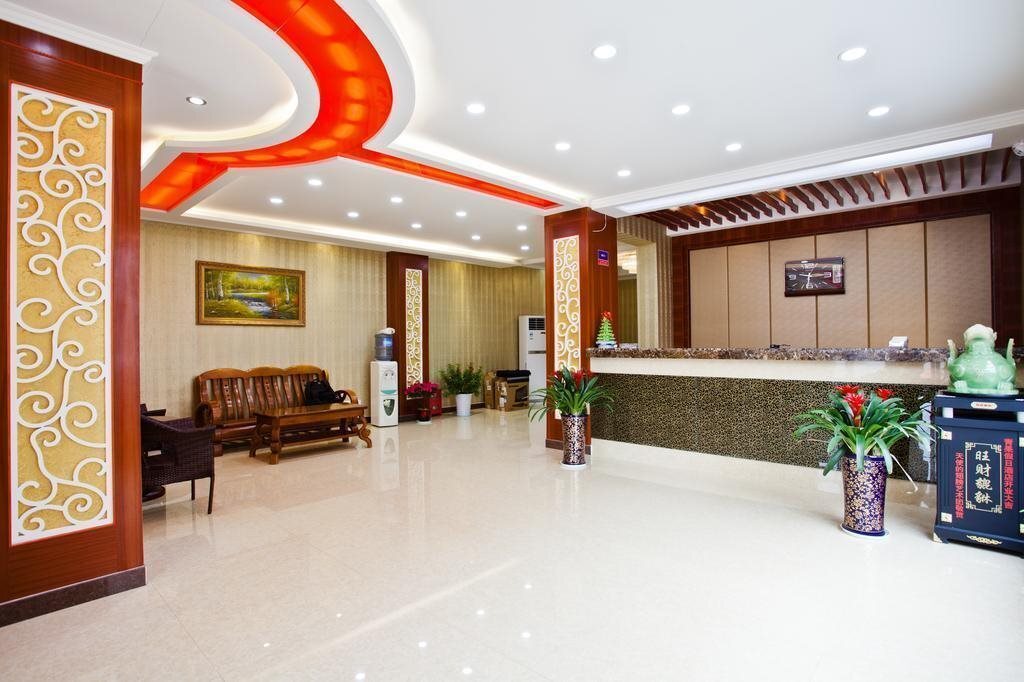 Нанкин: Nanjing Qingguo Holiday Hotel