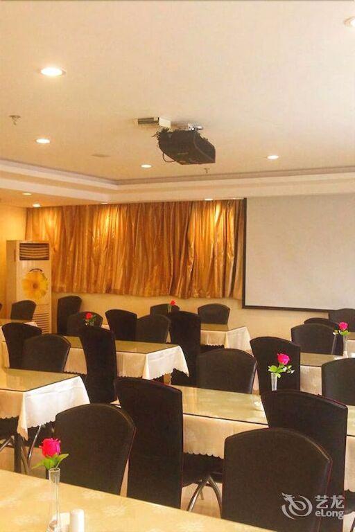 Наньтун: Hanting Hotel Yaogang Road - Nantong
