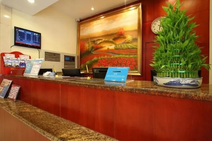 Чэнду: Hanting Express Hotel Chengdu Jinsha Branch