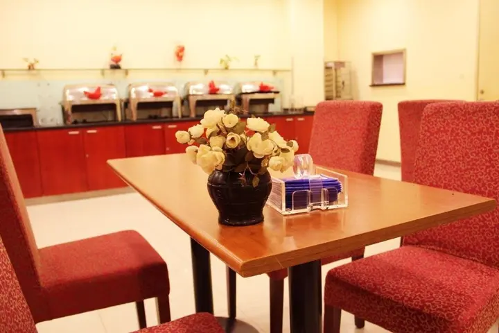 Лянфан: Hanting Hotel (Xianghe)