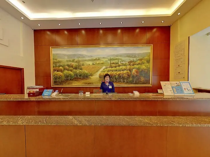 Шанхай: Hanting Express Hotel Shanghai Minsheng Road