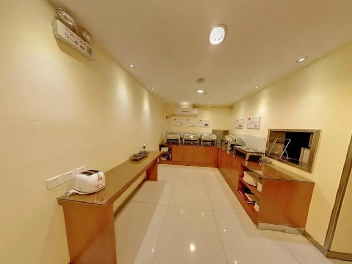Шанхай: Hanting Express Hotel Shanghai Minsheng Road