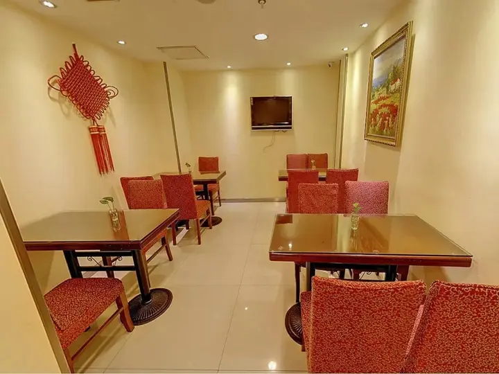 Шанхай: Hanting Express Hotel Shanghai Minsheng Road