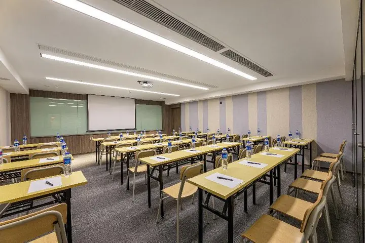 Наньтун: Hanting Express Rugao Anding Square