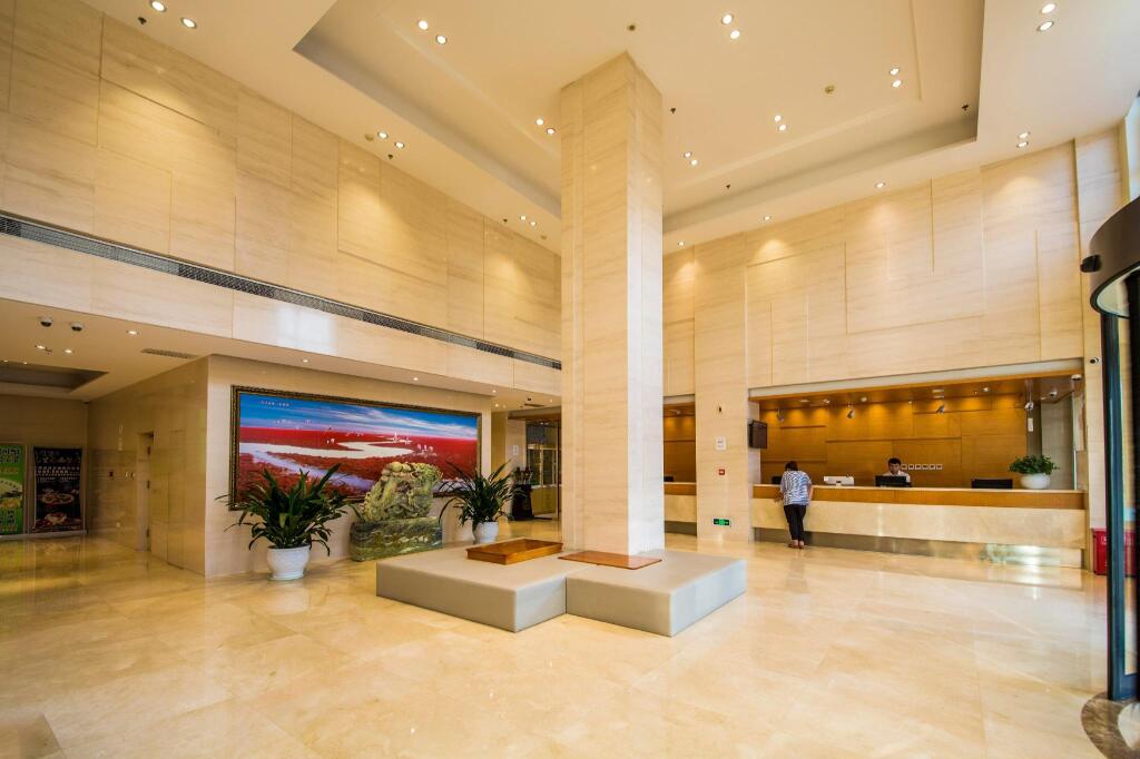 Паниин: Ji Hotel (Panjin Railway Station Store)