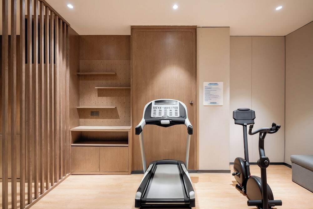 Шанхай: Holiday Inn Express Shanghai Pujiang Lianhang Rd M
